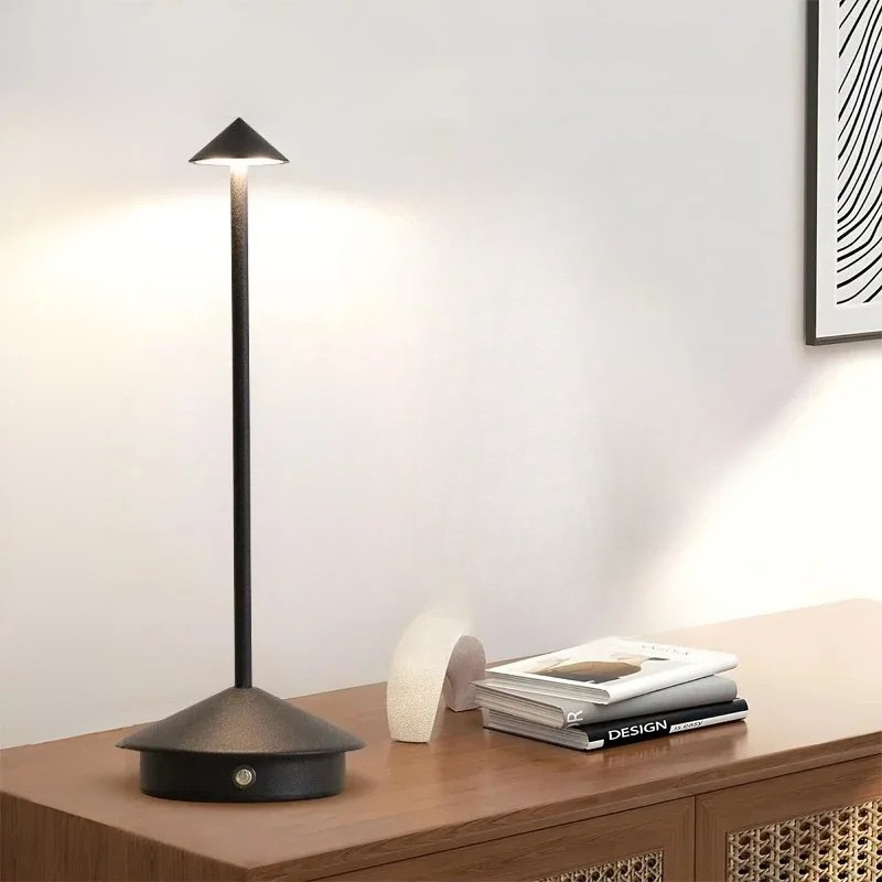Table Lamp – Aluminum Alloy – White – Modern Design – Versatile Use