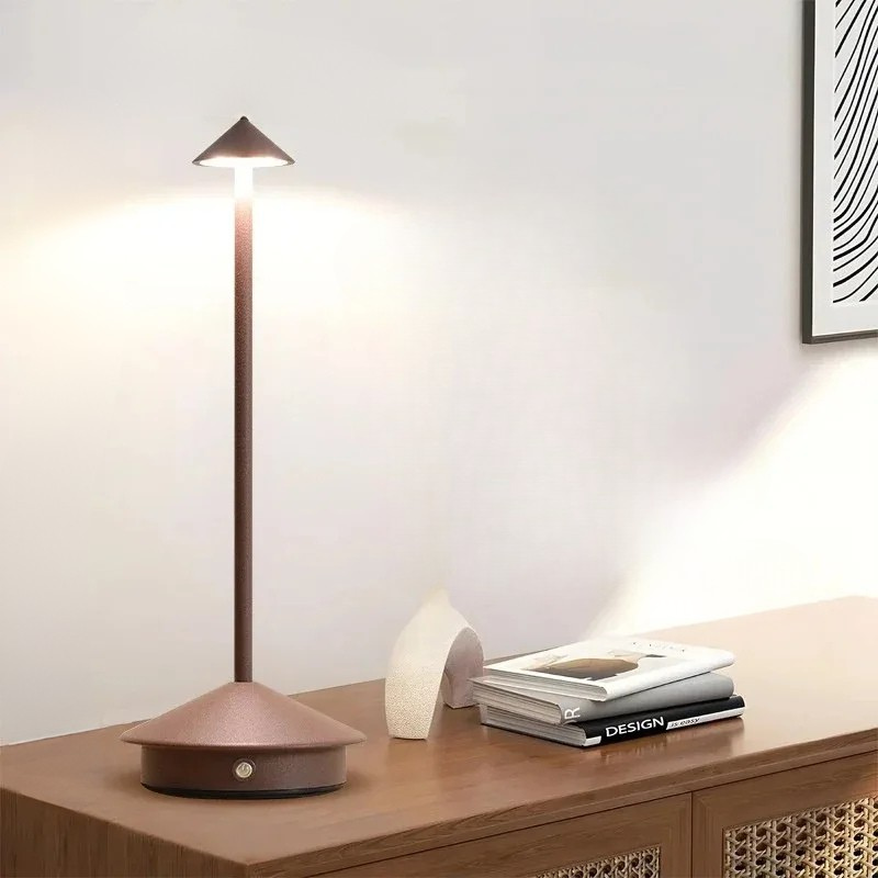 Table Lamp – Aluminum Alloy – White – Modern Design – Versatile Use
