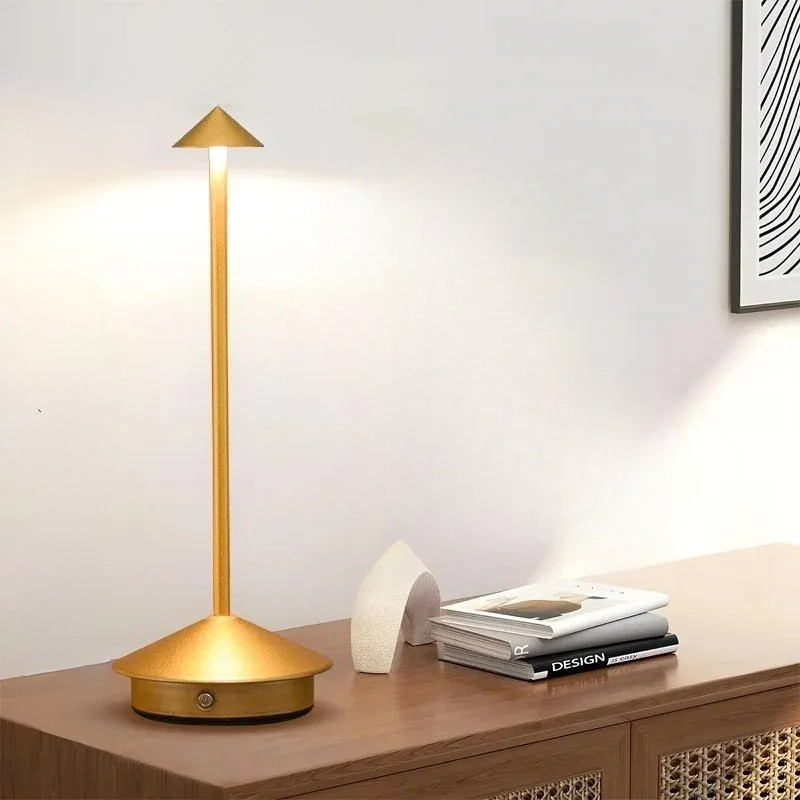 Table Lamp – Aluminum Alloy – White – Modern Design – Versatile Use