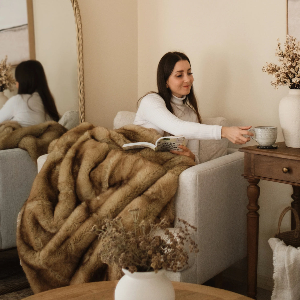 Faux Fur Throw Blanket – Cream – Cozy – 50x60 in 5